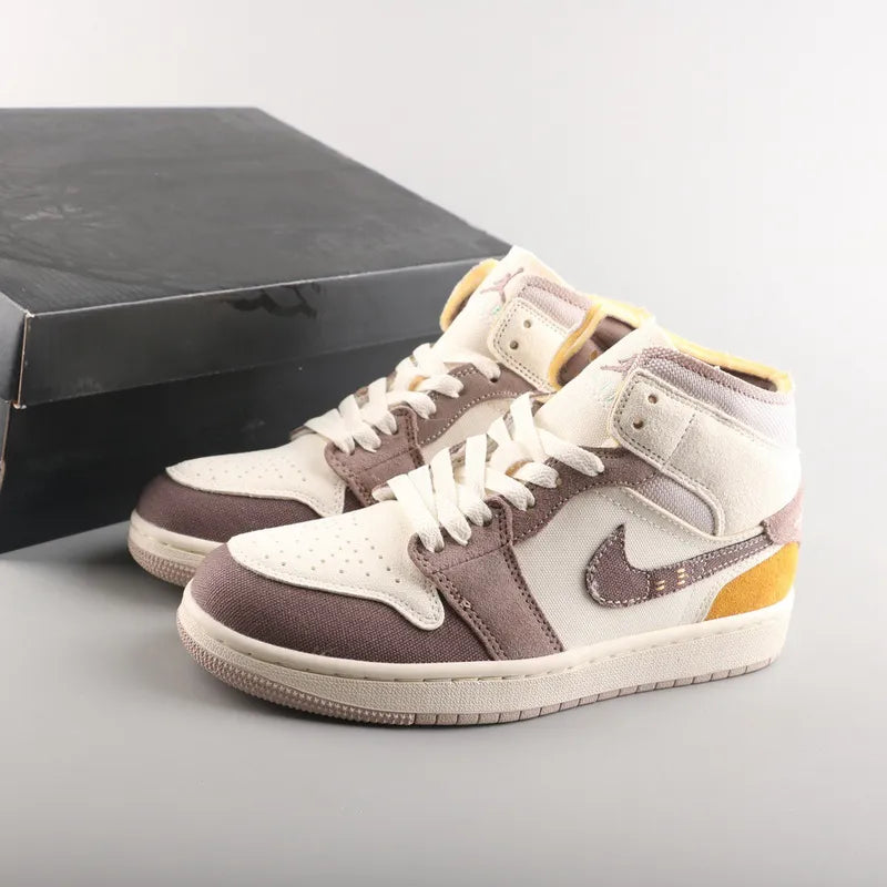 Jordan AJ 1 Retro High – O Clássico do Basquetebol - Bege - Castanho