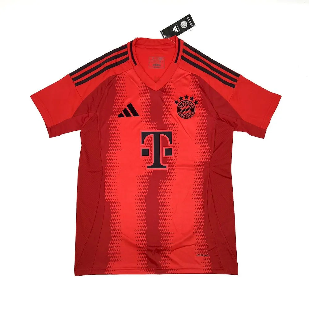 Camisola Bayern Munich 2024/25 Home (VERSÃO ADEPTO) para Homem com Oferta de Personalização de Nome + Número - S ao  4XL