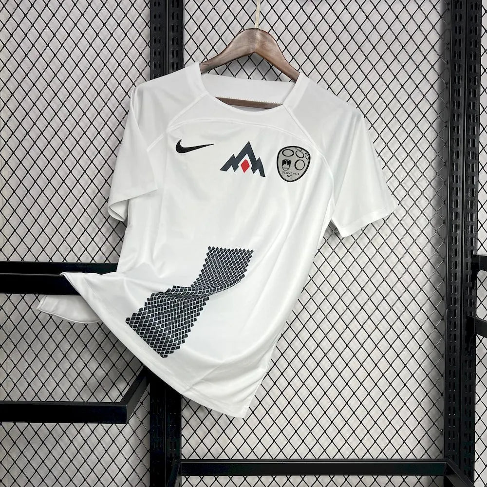 Camisola Eslovénia Euro 2024/25 Home