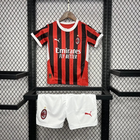 Equipamento AC Milan 2024/25 Home Conjunto Infantil c/ Oferta de personalização Nome + Número