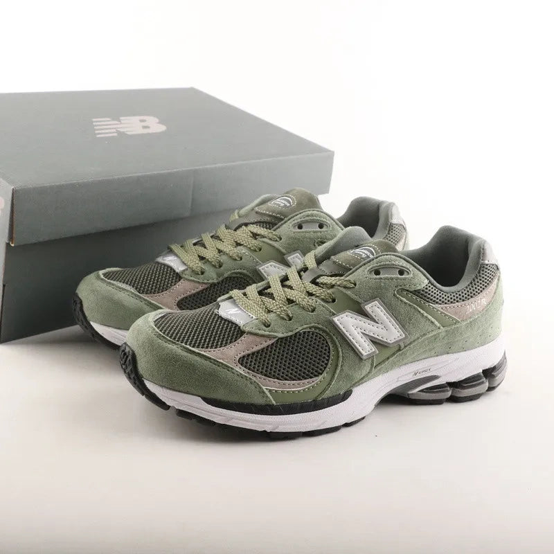 Sapatilhas NB2002R Verde Militar – Conforto, Robustez e Estilo - 36 ao 45