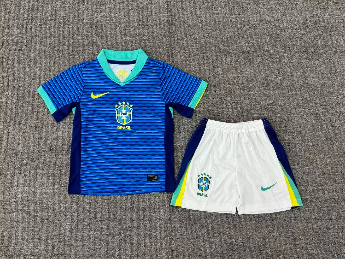 Conjunto Infantil Camiseta Infantil 23/24 Brasil II - C/ OFERTA de personalização nome + numero