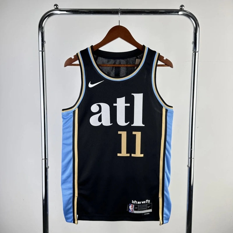 Camisola NBA Masculina Trae Young Atlanta Hawks Team 2024 - Edição City (Preta)