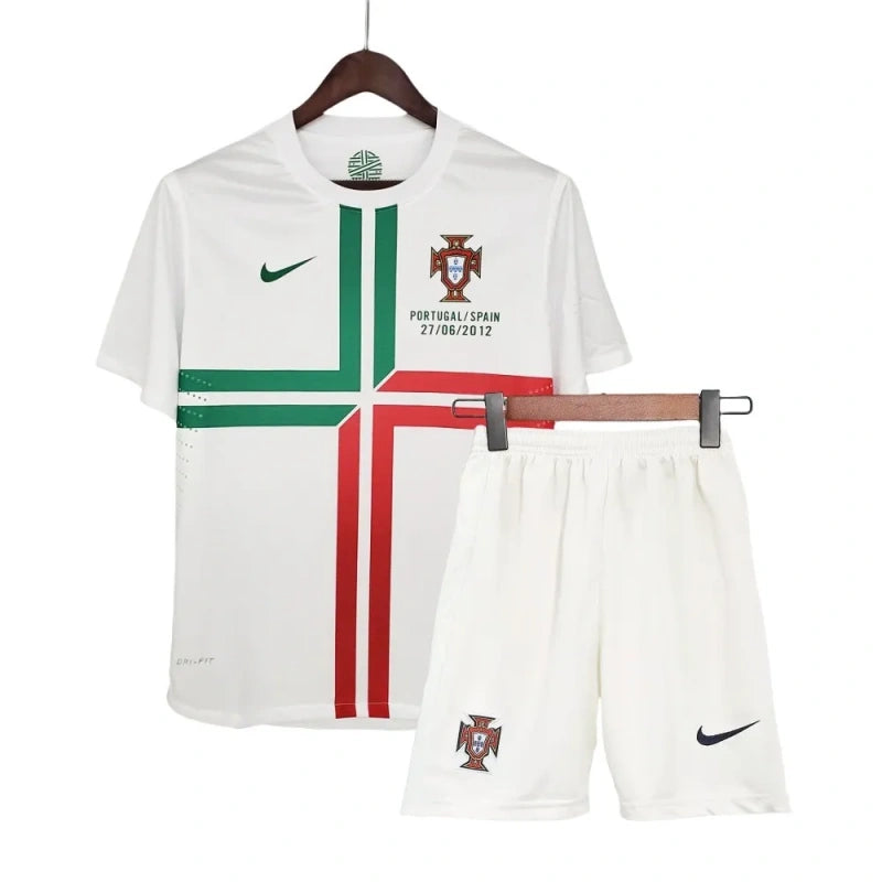 Camisola RETRO PORTUGAL Away EURO 2012 infantil c/ OFERTA de Personalização Nome + Número