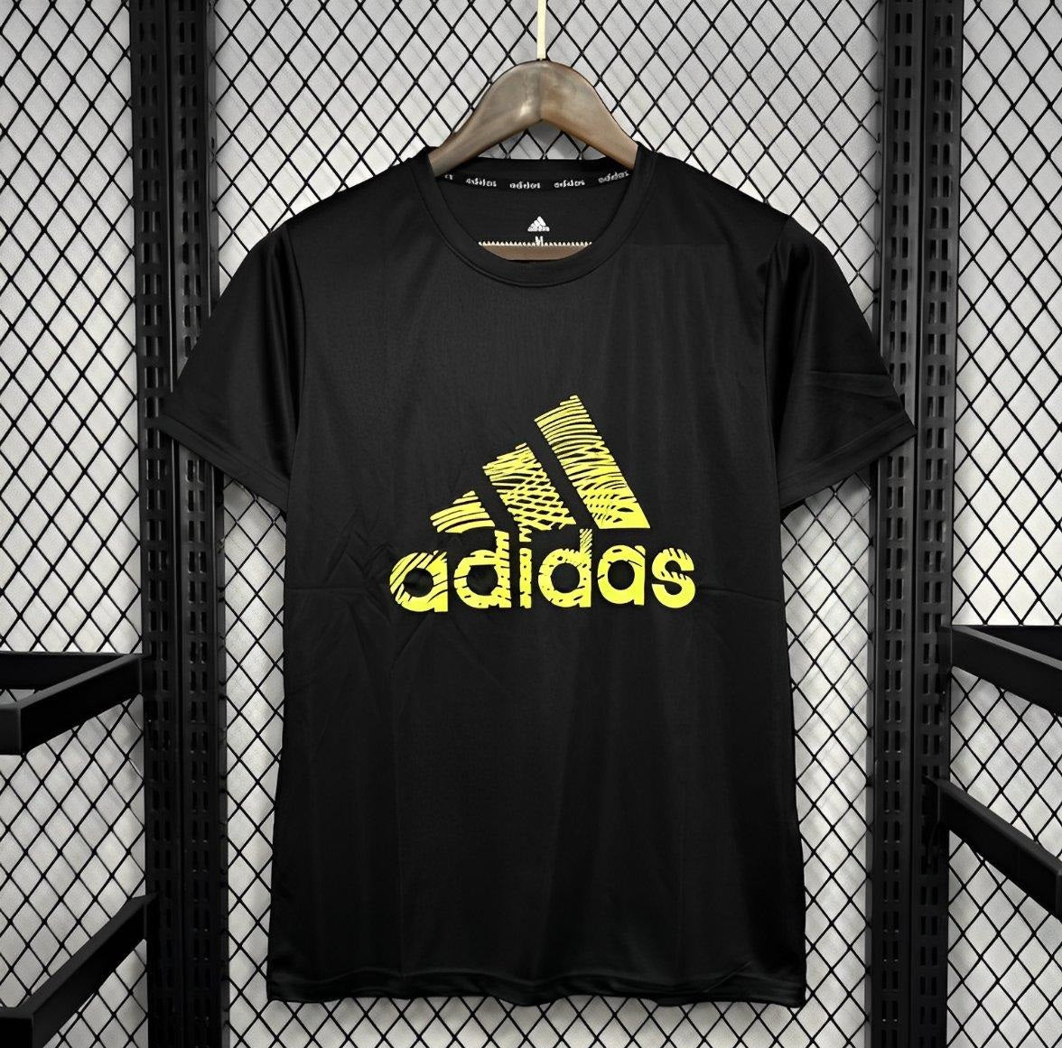 T-shirt Preta em Algodão Adidas - S ao 2XL