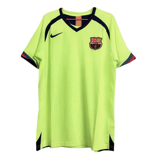 Camisola Barcelona 2005/06 I Retro Masculina - Revive a Era Ronaldinho com Personalização Grátis!