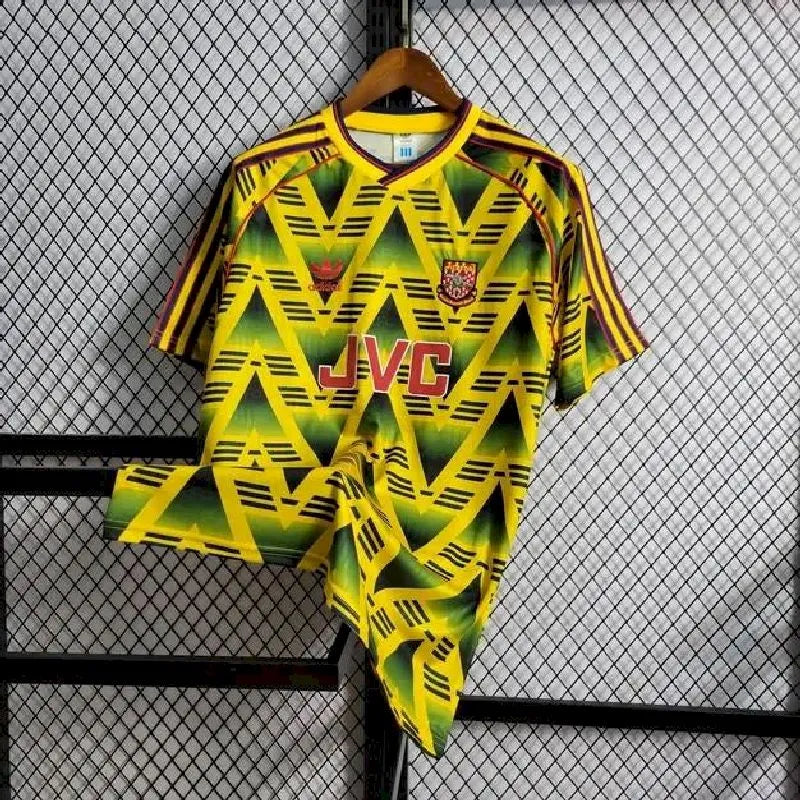 Camisola Retro Arsenal 1991/93 Away – O Clássico "Bruised Banana"