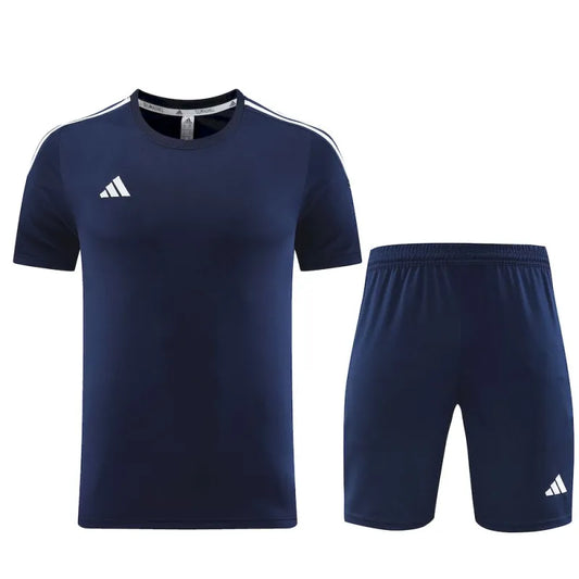 Fato de Treino Adidas - Camisola + Calções – Estilo e Conforto