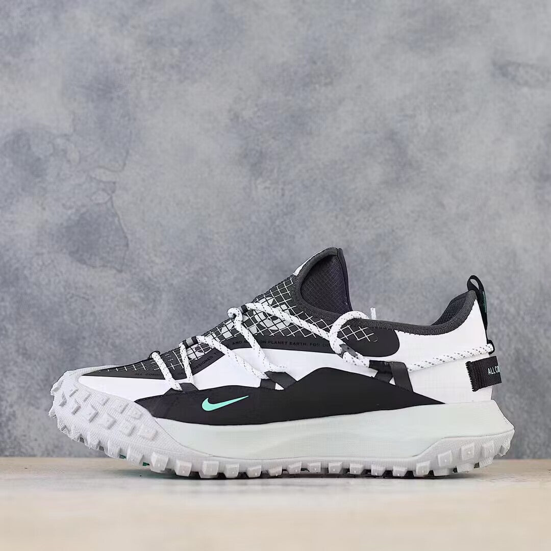 Nike ACG Mountain Fly Low Gore-Tex - Tênis de Caminhada 36 ao 45 - Branco - Preto