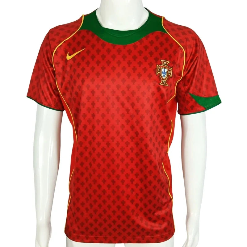 Camisola RETRO Portugal I EURO 2004 VERSÃO ADEPTO Homem c/ OFERTA de Personalização Nome + Número 