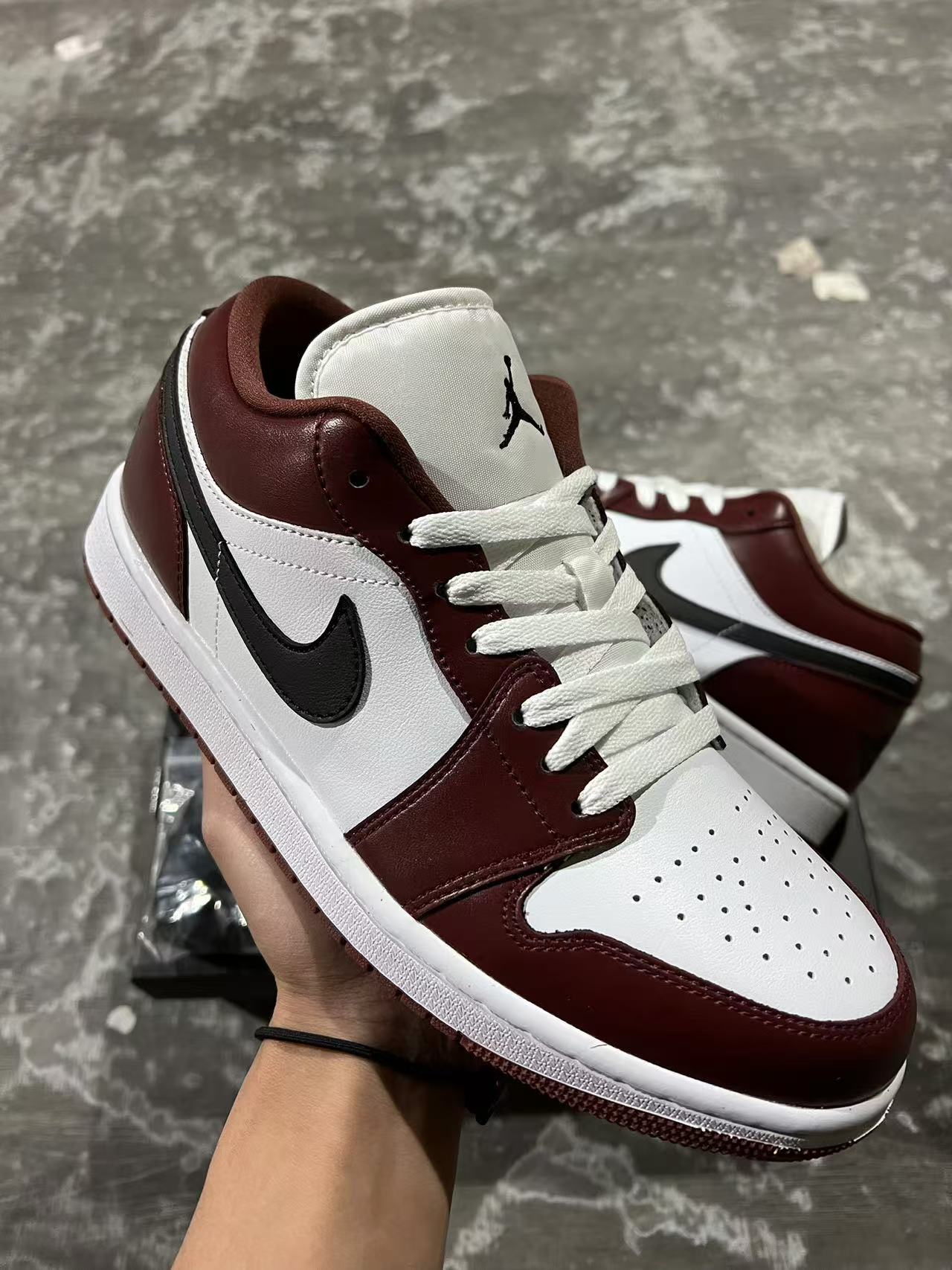 Tenis Air Jordan 1 Low SE - Vinho Tinto - Estilo e Conforto - 36 ao 46